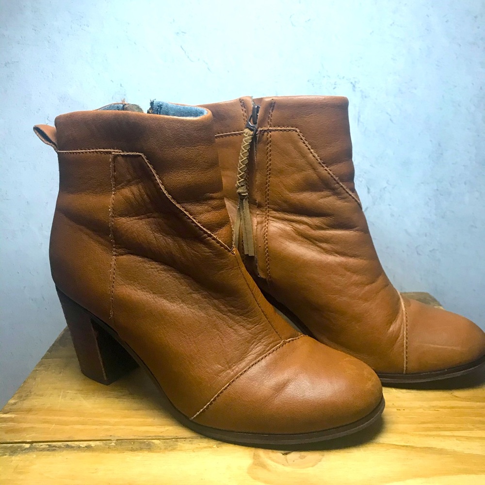 Toms Lunata Boots